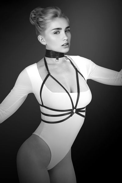 Черная упряжь на грудь Julia - Bijoux Pour Toi - купить с доставкой в Нефтеюганске